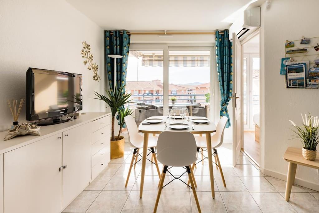 Port-Frejus, Le Paladien, Appartement 2 Pieces Climatise, Terrasse & Parking エクステリア 写真