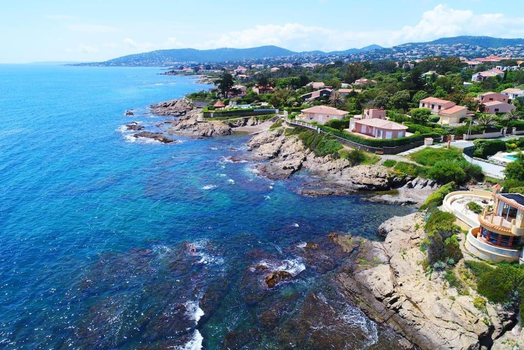 Port-Frejus, Le Paladien, Appartement 2 Pieces Climatise, Terrasse & Parking エクステリア 写真