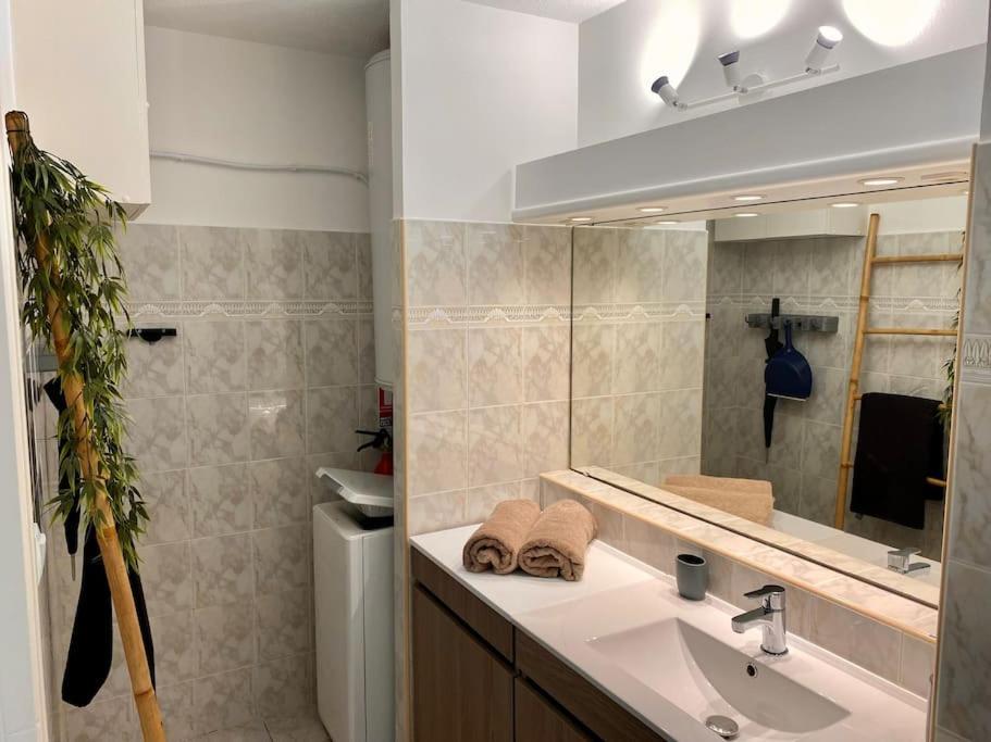 Port-Frejus, Le Paladien, Appartement 2 Pieces Climatise, Terrasse & Parking エクステリア 写真